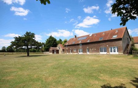 Gite de groupe n&deg;G02009 Courgeo&ucirc;t - Orne - photo