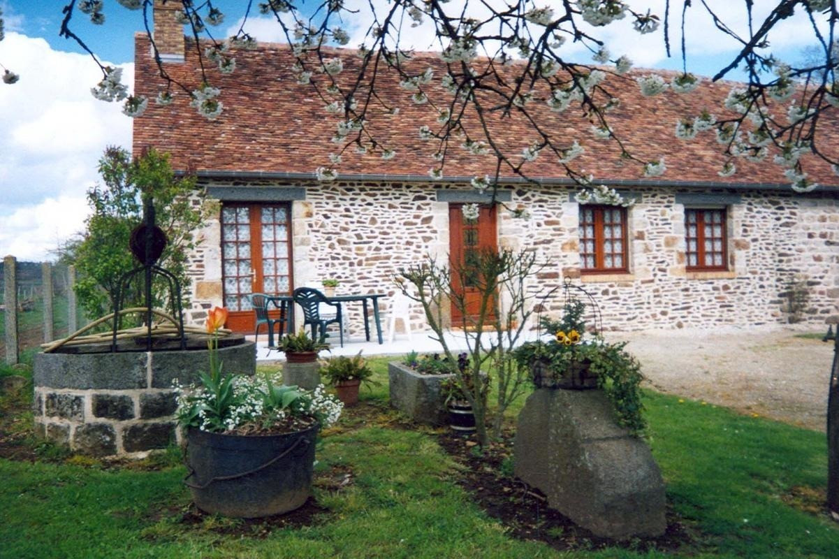 photo 0