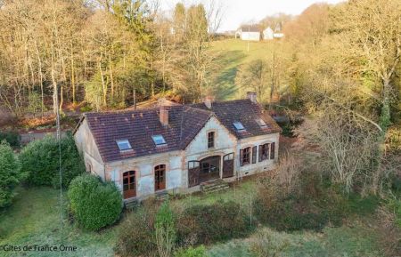 G&icirc;te n&deg;G121 Lalacelle - Orne - photo