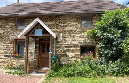 G&icirc;te n&deg;G61006 Mantilly - Orne - Exterieur