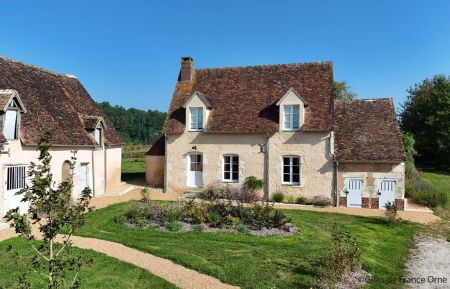 G&icirc;te n&deg;G0923 Cour-Maugis sur Huisne - Orne - photo