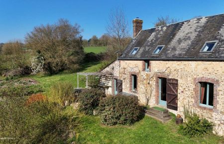G&icirc;te n&deg;G61036 Fay - Orne - photo