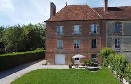 G&icirc;te n&deg;G830 Le Pin-au-Haras - Orne - photo