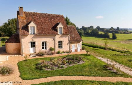 G&icirc;te n&deg;G923 Cour-Maugis sur Huisne - Orne - photo