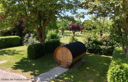 TonneauxG9046 Charencey - Orne - photo