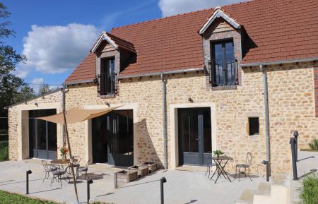 G&icirc;te n&deg;G0897 Bazoches-sur-Ho&euml;ne - Orne - photoEte